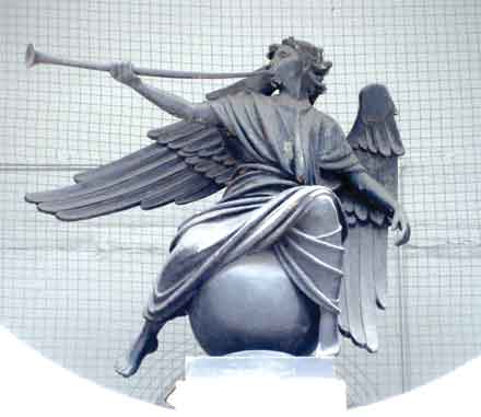  'Herald' by William Reid Dick 1939 at the Press Association Building 